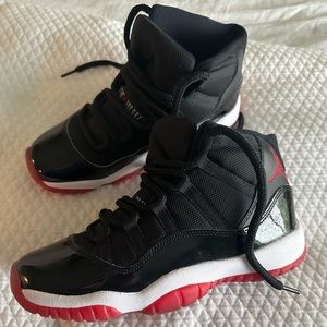 Air Jordan 11 'Bred' sz 5.5y